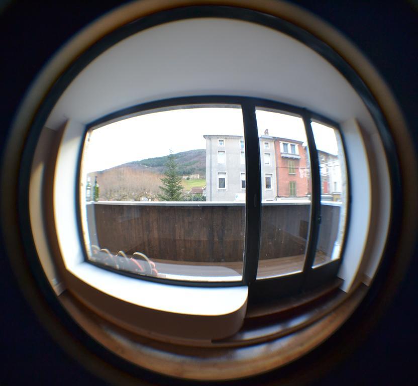 Ferienwohnung Le Panorachic Satillieu Zimmer foto